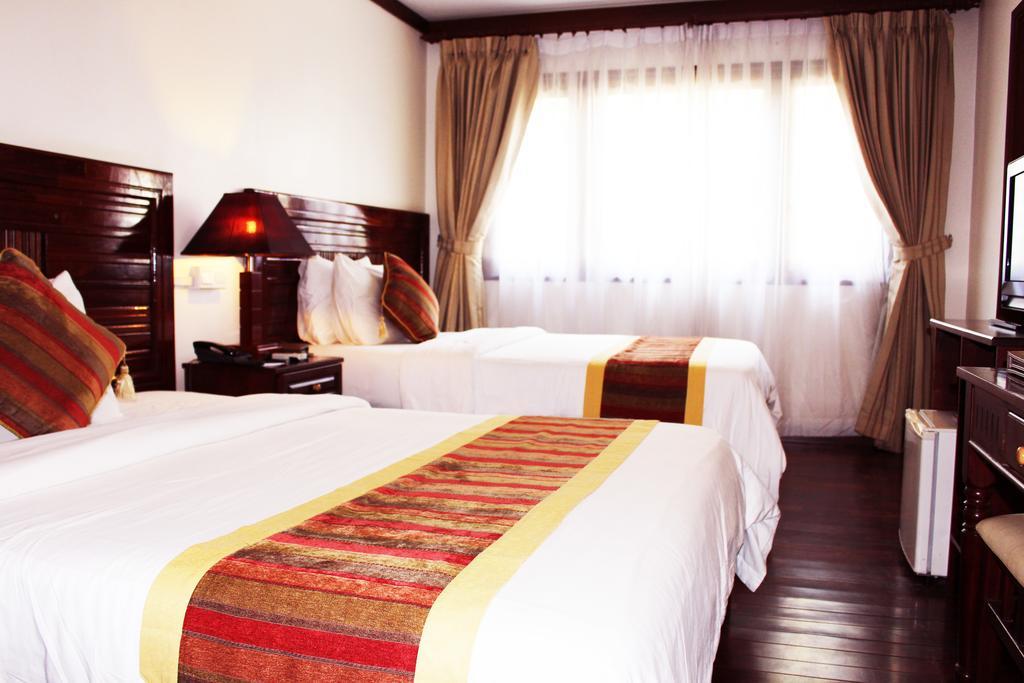 Paradise Angkor Villa Hotel Siem Reap Esterno foto
